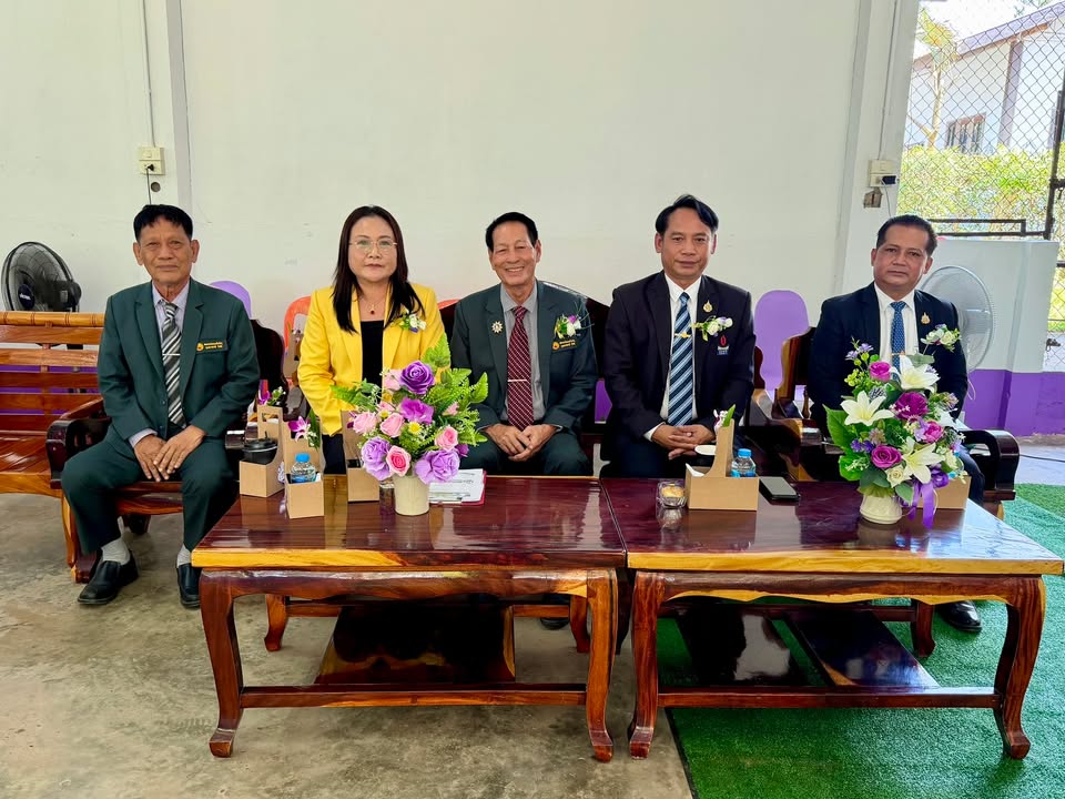 ในวันที่ 8 ตุลาคม 2569 ดร.บำเพ็ญ อินทร์โสม,นายสุวิทย์ รักษาคุณ รองประธานกรรมการ และนางวชิรา มาลาหอม ผู้จัดการ เป็นผู้แทนสหกรณ์ฯ ออกพบปะสมาชิกและมอบเงินสนับสนุนให้กลุ่มเครือข่ายสถาน