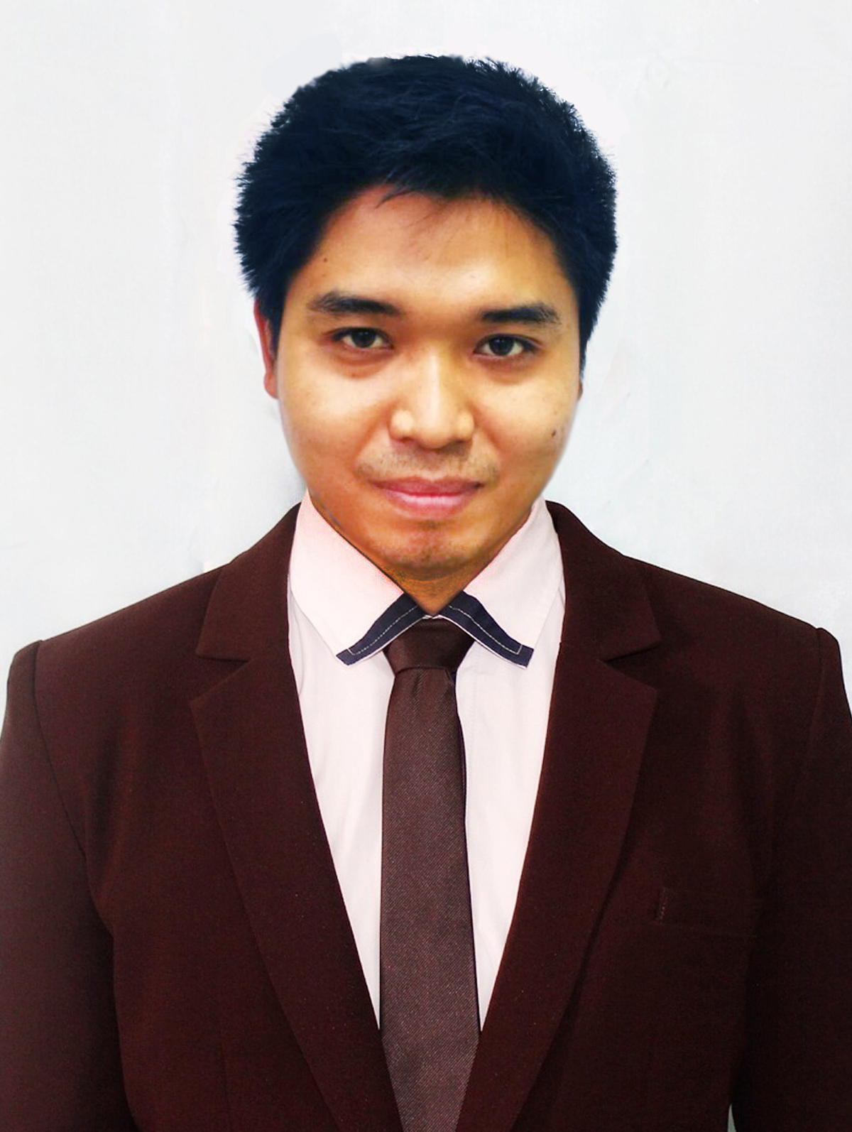 นายธวัชชัย  นามจำปา