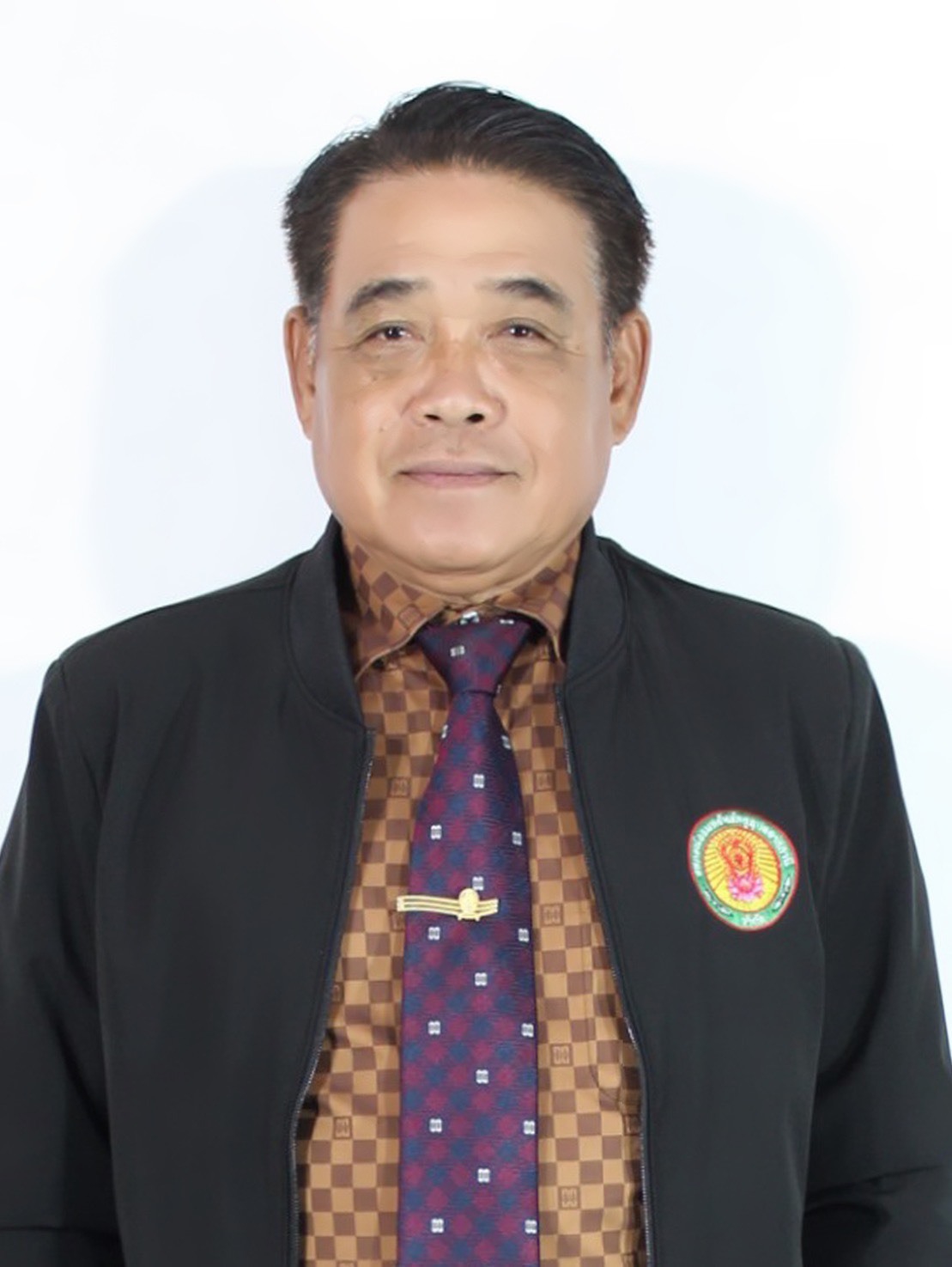 นายสุระพงษ์  นามจำปา