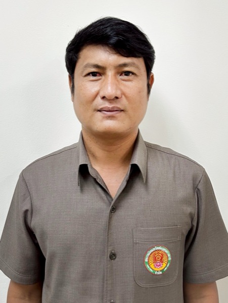 นายธนพล บันทอน