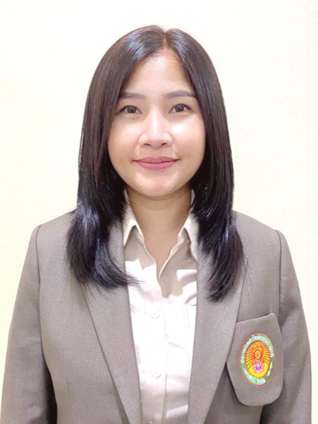 นางชนินาถ  แช่มช้อย