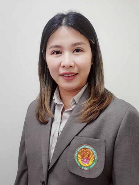 นางปาริชาติ อุทธสิงห์