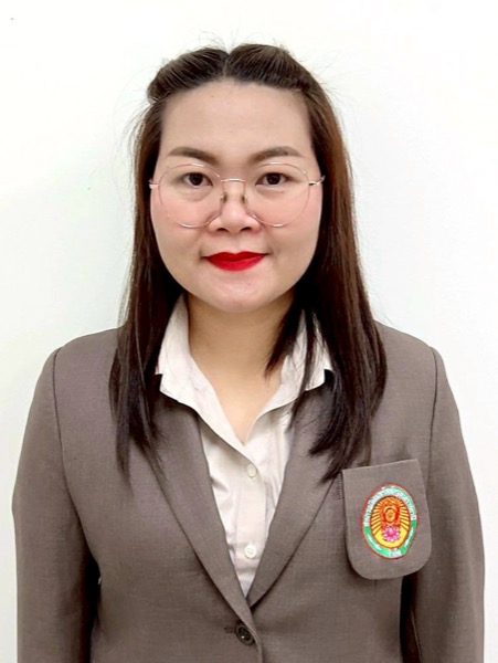 นางนฤมล  จันทป