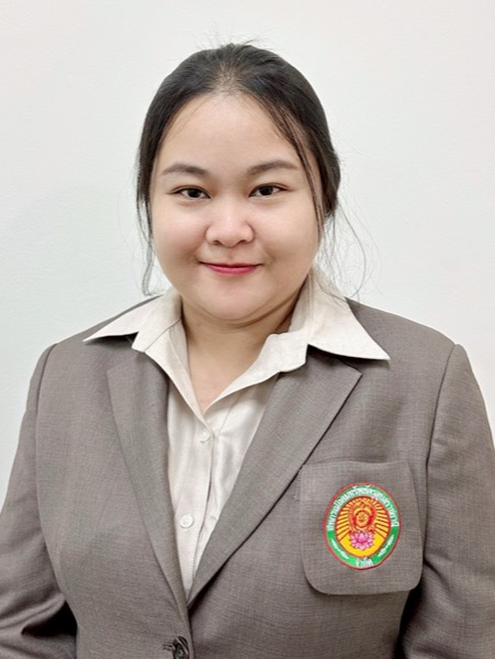 นางสาวภัทราวลัย  ใจแน่น